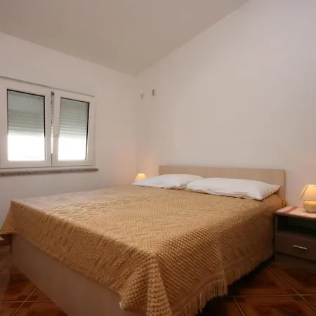Double Pag 6311b Guest house Pag Town